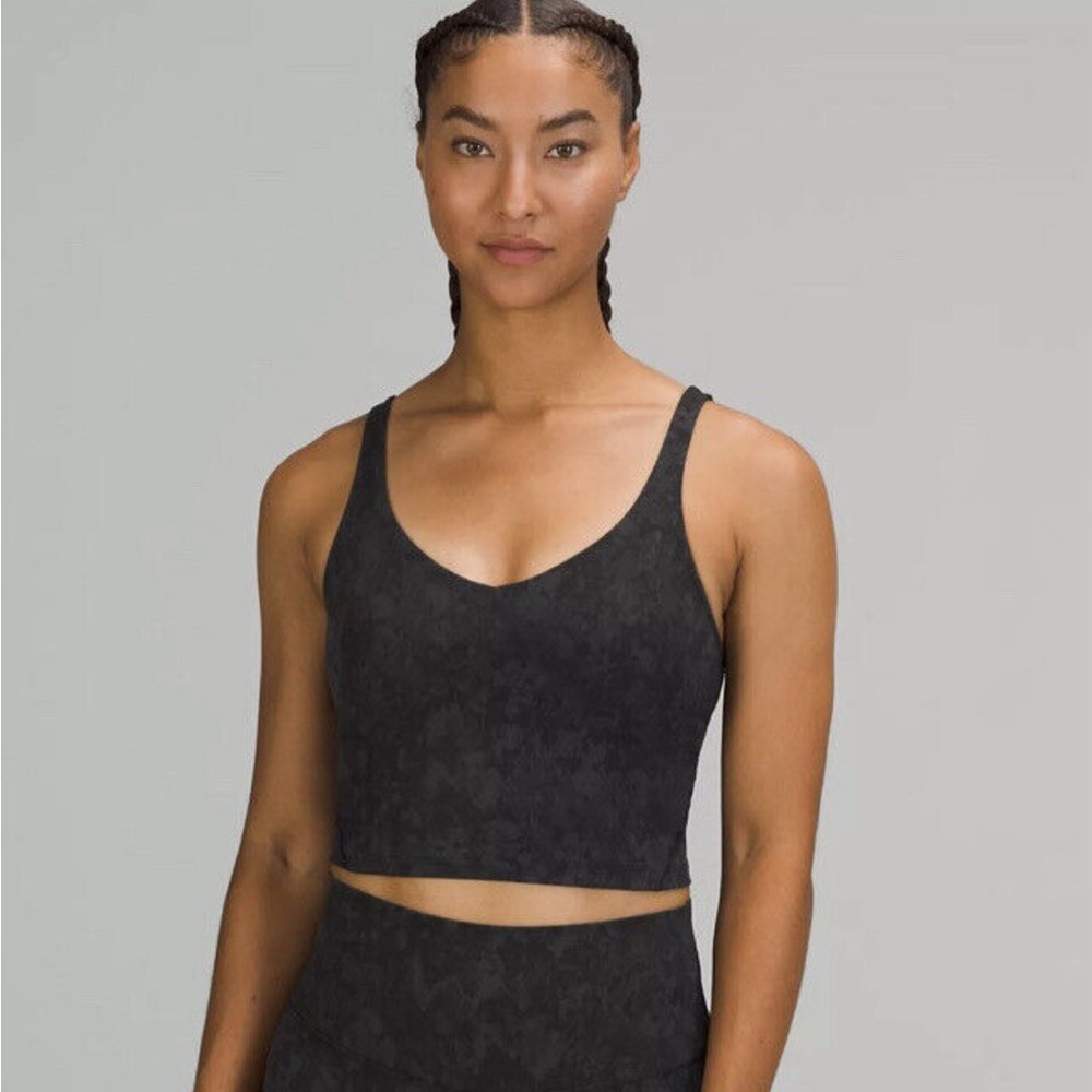 NWOT Lululemon Camo Tank (black snake Camo/sz 10)